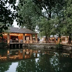  Vakantieboerderij Dei Mulini Italië